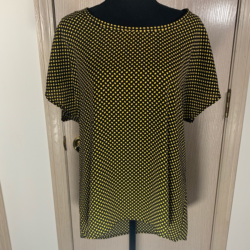 Pleione Women’s Black & Yellow Blouse